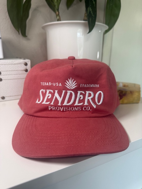 Sendero Provisions Co. Accessories - NWOT Sendero Provisions Unisex Logo Hat in Pink / Red